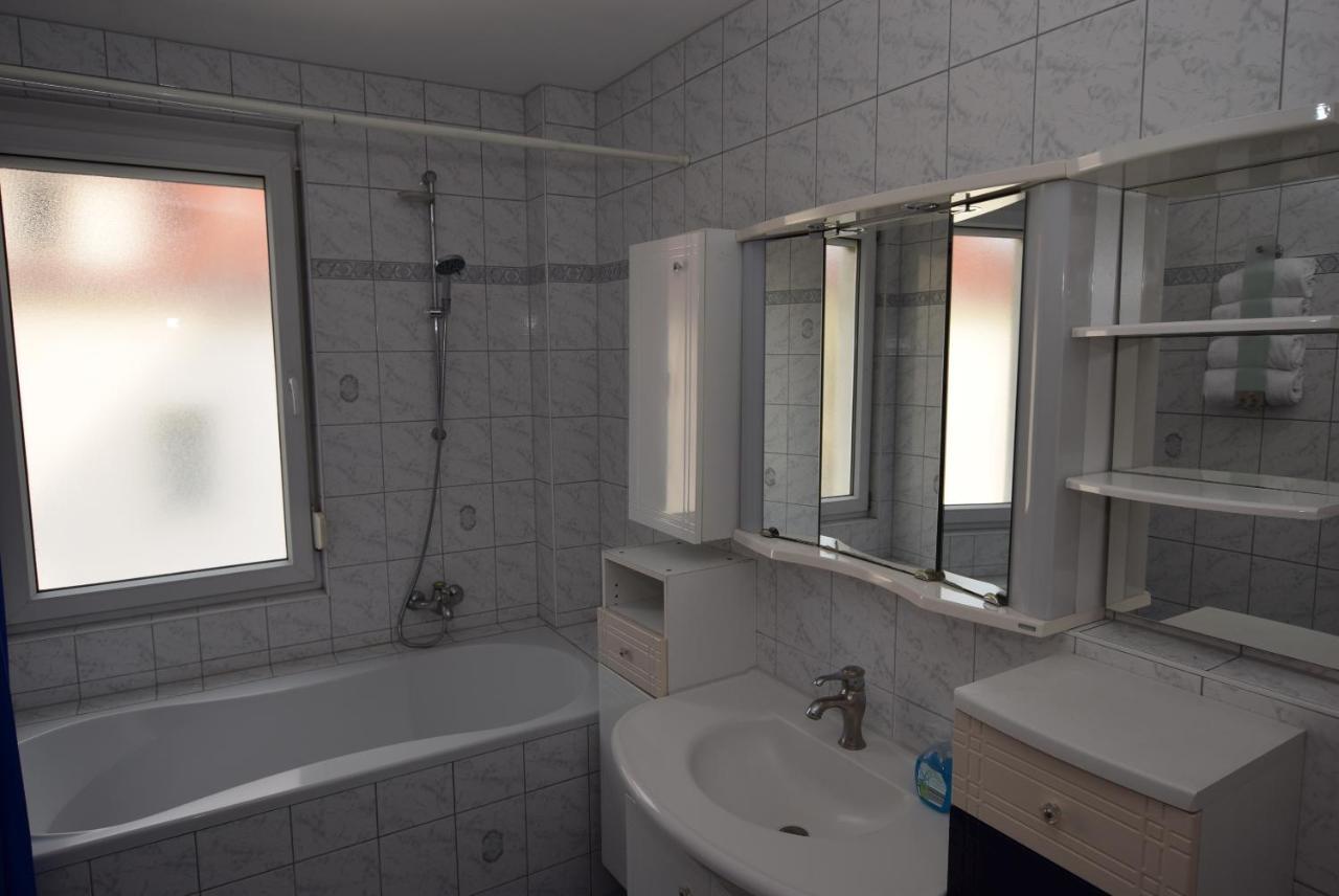 Apartment Stuttgart Suedheim 外观 照片